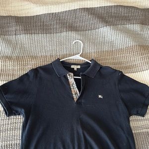 Navy blue Burberry polo shirt . Slim fit. Size large